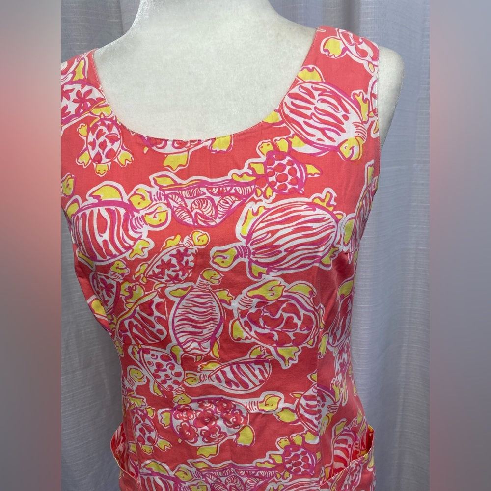 Winter getaway dress!  Lilly Pulitzer vintage turtle print sun dress | size 6